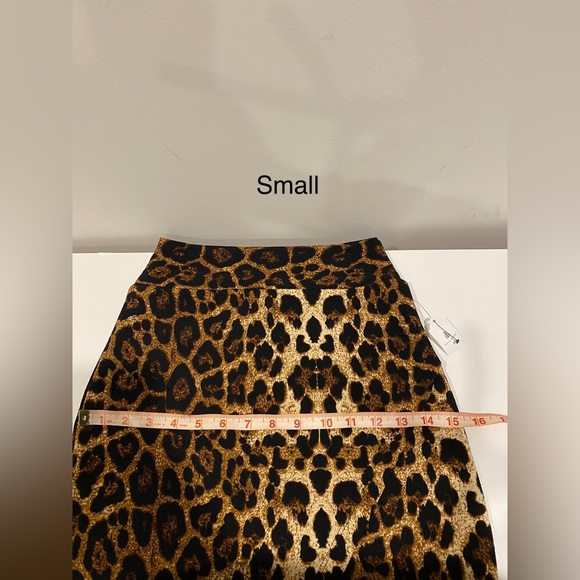 NWT Cheetah leopard Mini Skirt - Picture 6 of 13